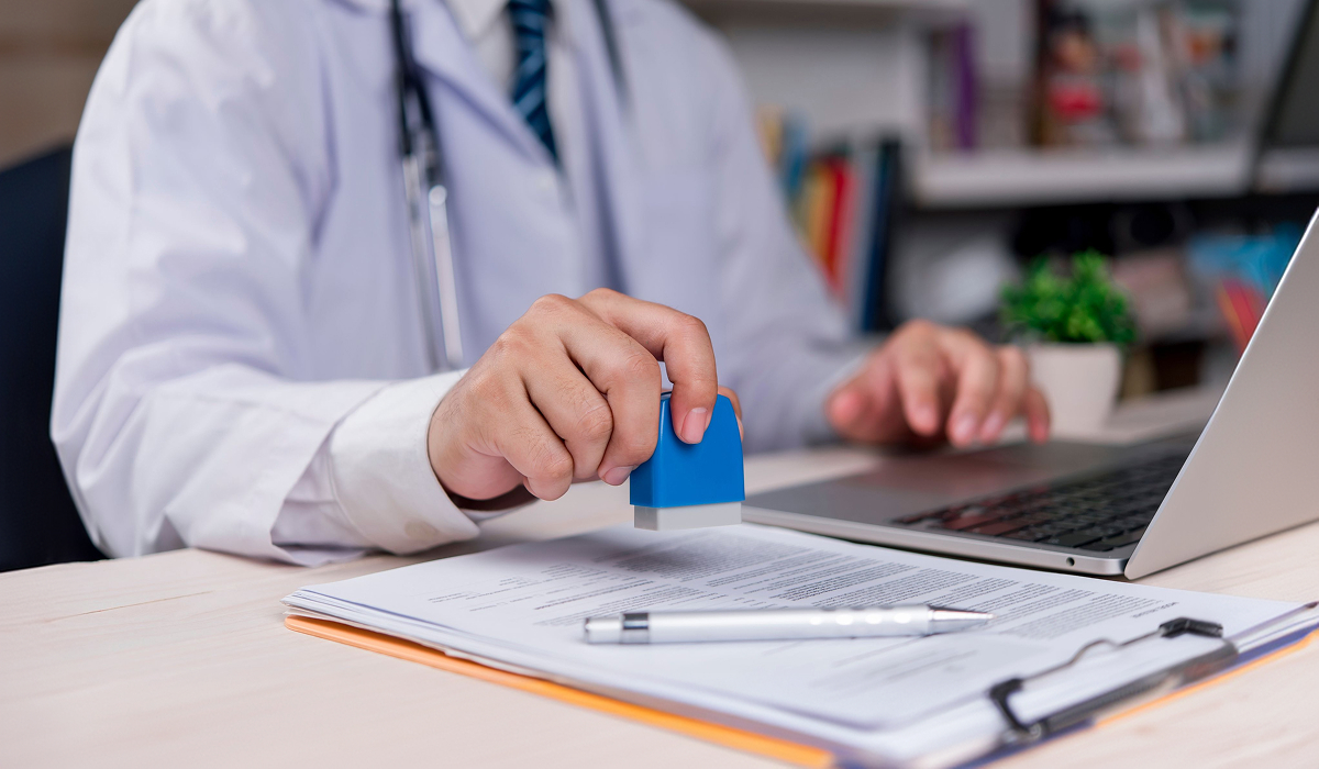 Healthcare professionals collaborating