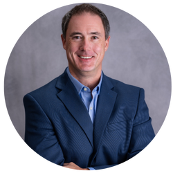 Chris House Round Headshots_250x250